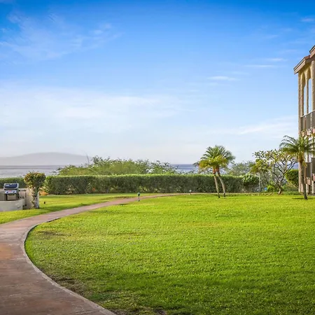 Aston Maui Hill-3